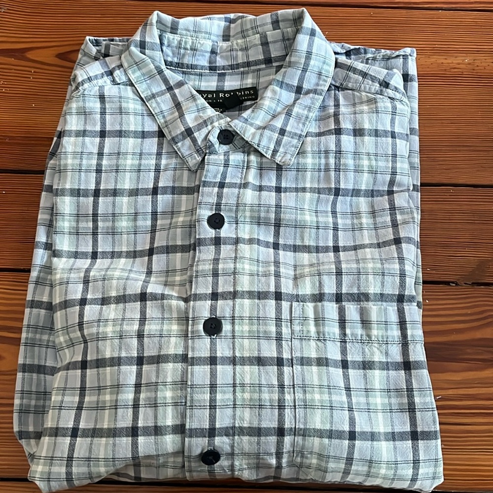 Royal Robbins size large short sleeve button-down, 100% cotton blue plaid